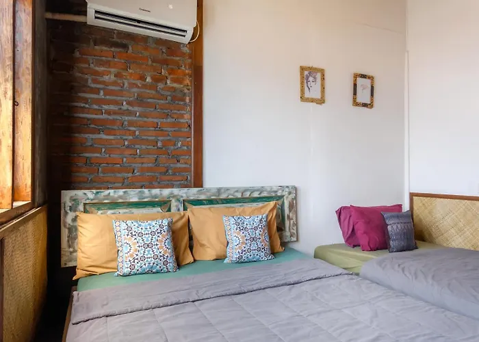 Twospaces Living At Bunga Desa, Jimbaran