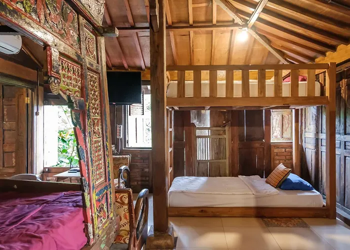 Gasthuis Twospaces Living At Bunga Desa, Jimbaran