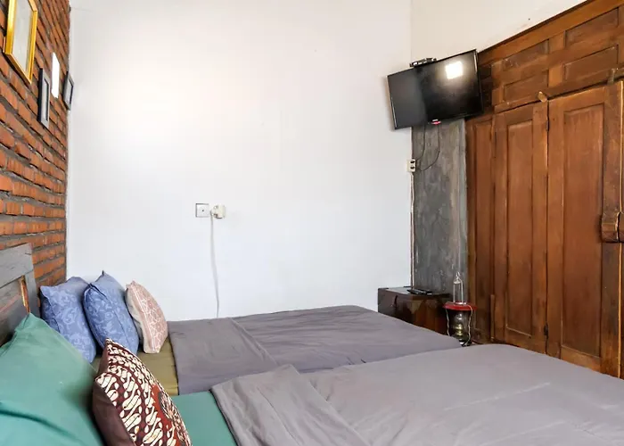 Gasthuis Twospaces Living At Bunga Desa, *