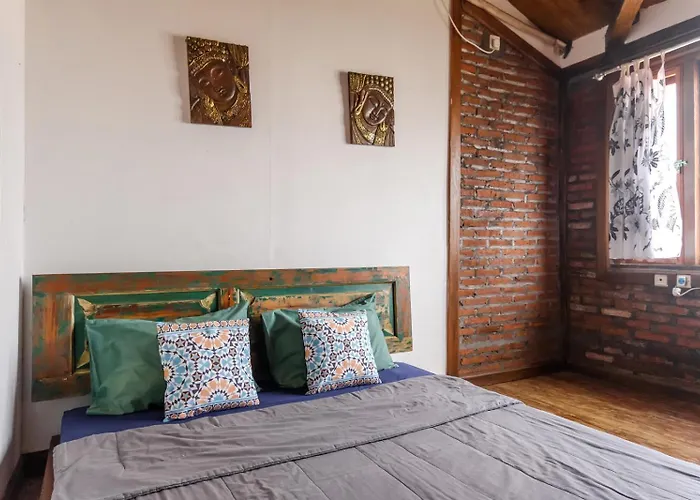 Twospaces Living At Bunga Desa, Jimbaran