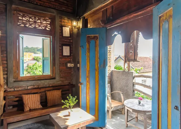 Twospaces Living At Bunga Desa, Gasthuis