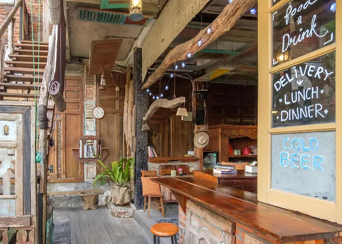 Twospaces Living At Bunga Desa, Gasthuis *