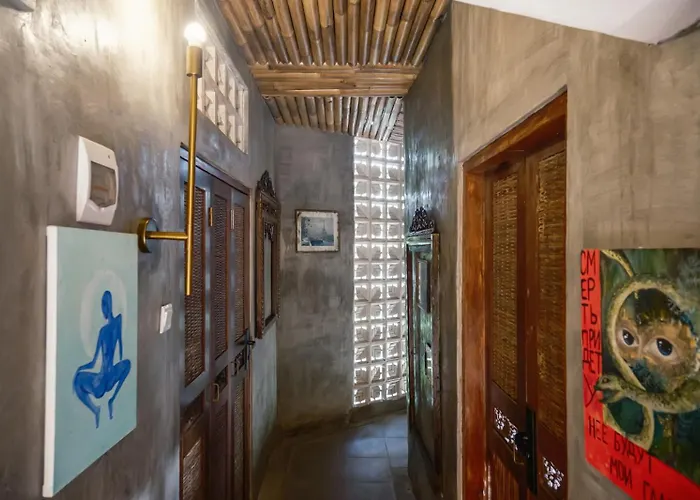 Twospaces Living At Bunga Desa, *