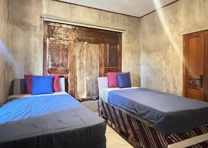 Gasthuis Twospaces Living At Bunga Desa, *